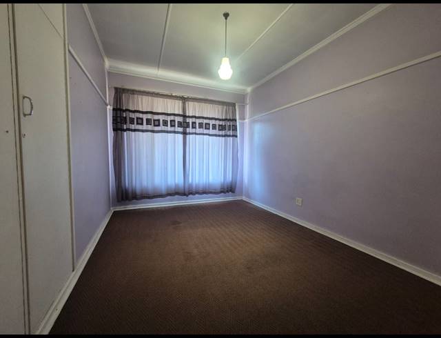 4 BEDROOM HOUSE FOR SALE IN VANDERBIJLPARK CW 5